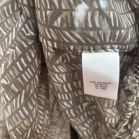 Banana Republic Sheer Chiffon Blouse Brown/Wht Abstract Print Women’s M - Picture 4 of 6